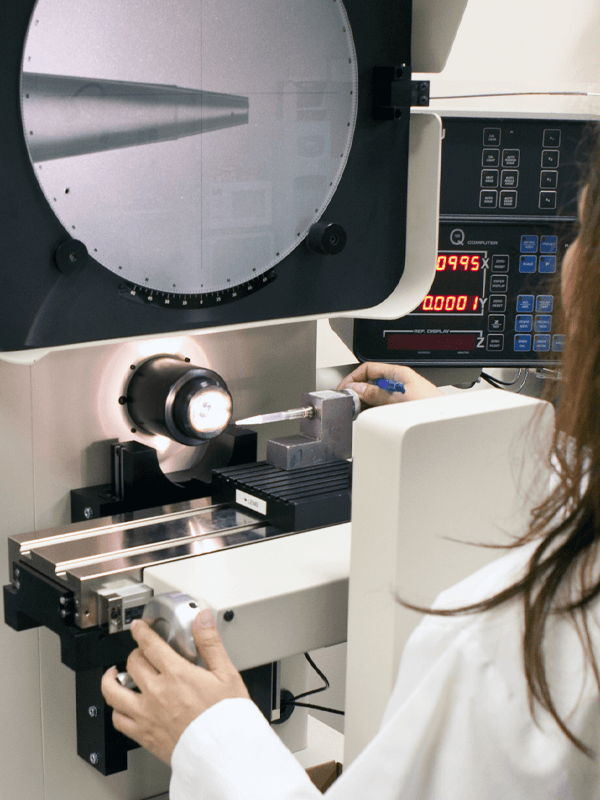 Labcon employee doing product technical screening for testing individual lots for impurities and manufacturing errors